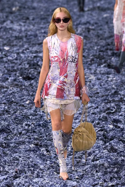 Look 39